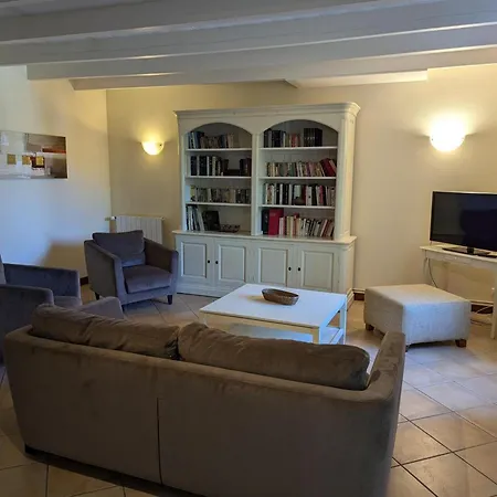 Maison De Charme Avec Piscine Chauffee Et Jardin Prive, Ideale Pour Familles Landhaus